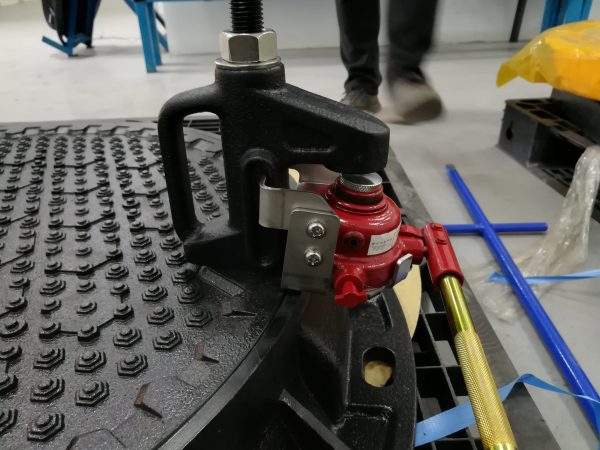 Manhole Cover Construction Accessories and Tools - Image 2