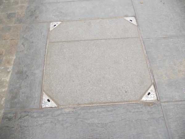recessed manhole cover and frame