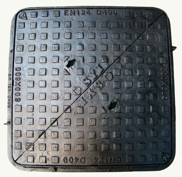 Double Triangular Manhole Cover - Image 4